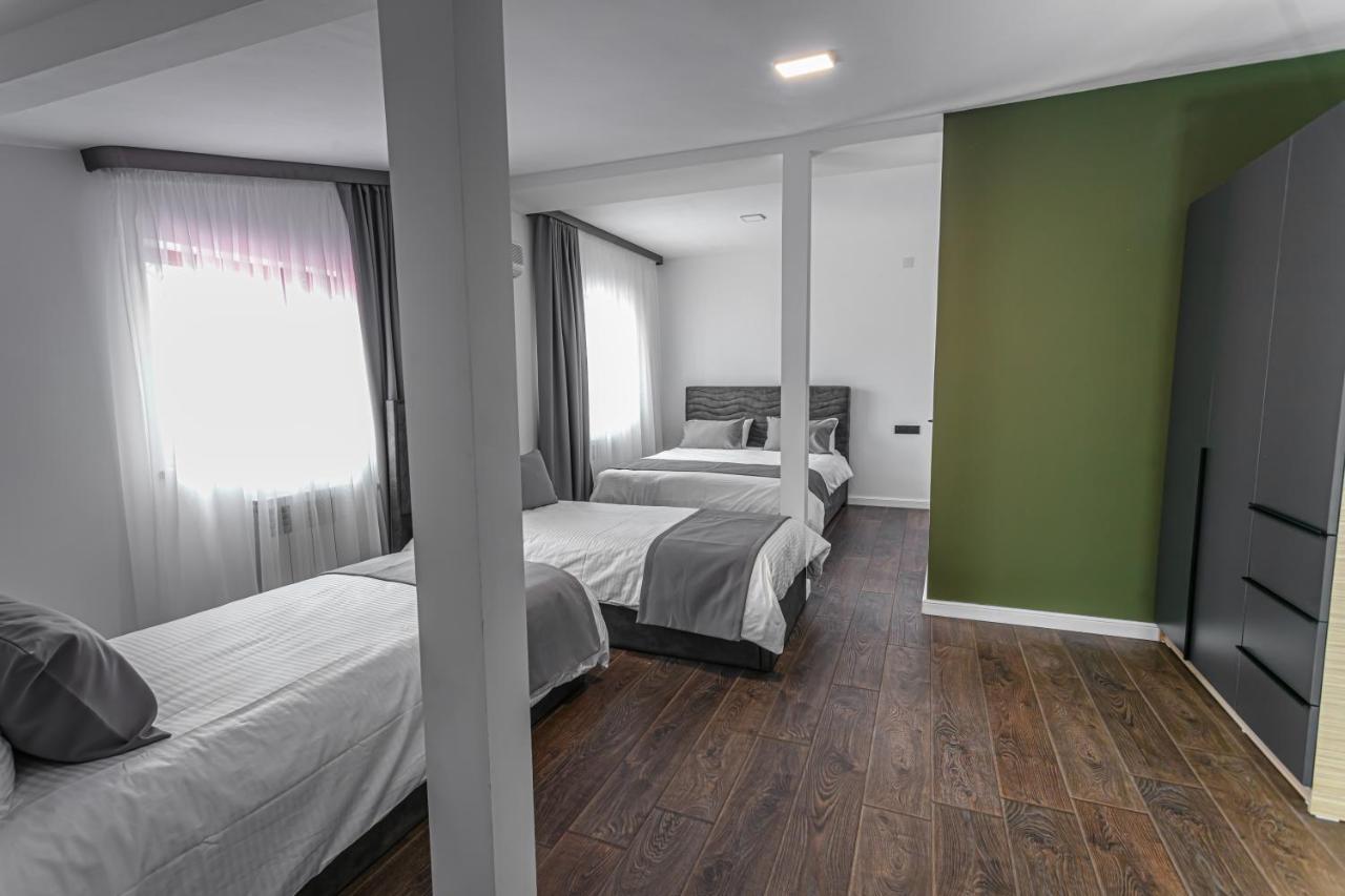 Luxe Apartment In Center Erivan Exterior foto