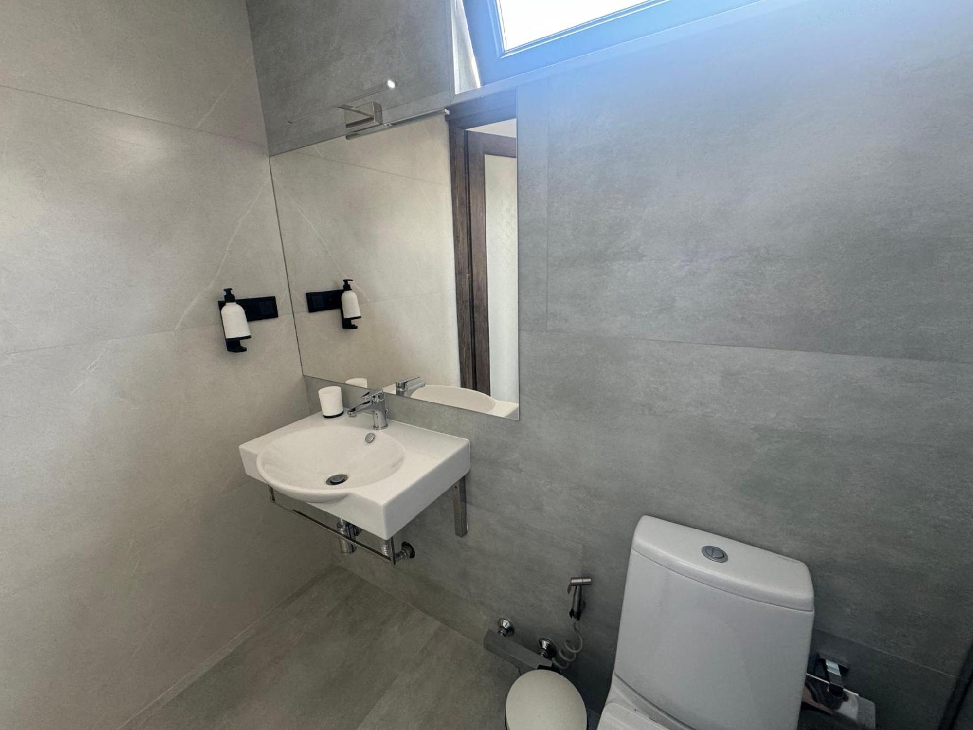 Luxe Apartment In Center Erivan Exterior foto